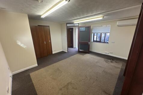 Office to rent Image 7