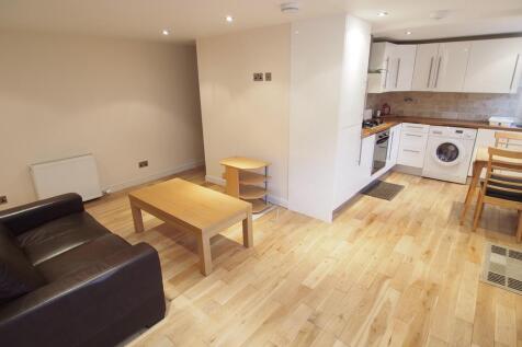 Lounge/Kitchen