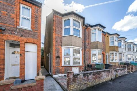 Watford, WD24 - property photo