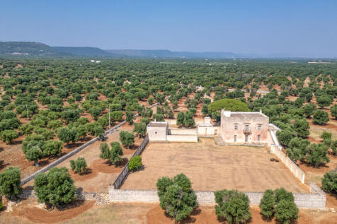 2_MASSERIA ALBERO DOLCE_puglia_raro_realty