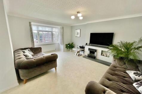 29 Sandringham Lounge.jpg