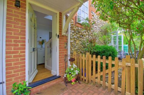 Side path to front door