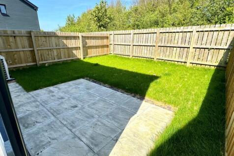 3 Trevithick Way Garden