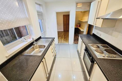 Milton-Street-High-Ferrers-Two-Bedroom-mid-Terrace