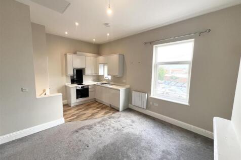 241 Wellington Rd, Heaviley, Stockport photo 2