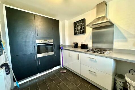 Redcar Lane, Redcar, North Yorkshire, TS10 photo 3