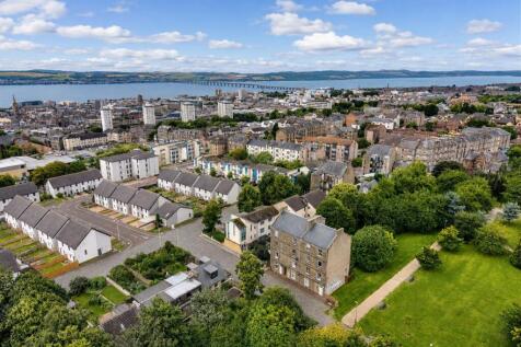 Flat 3 18 Caldrum Street Dundee-13.jpg