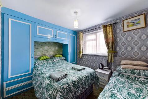 Bedroom 10