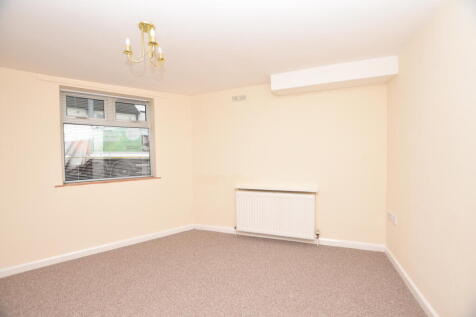 HOCKLIFFE STREET - RETIREMENT APARTMENT photo 4