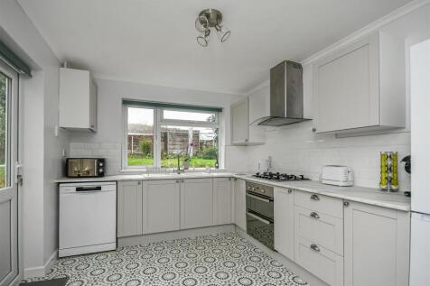 104 Planks Lane -5.jpg