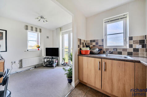 aba871b4b1464c069dbe4ce740e16ef4