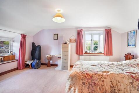 Bedroom One 1.jpg