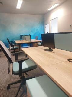 Serviced Office to rent Image 3