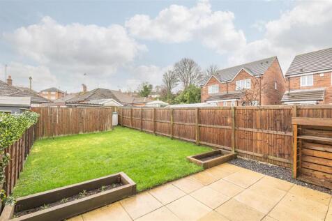 08 - 38 Moorlands Road BD19 5ED.jpg