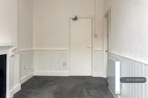 Holton Road, Barry, CF63 photo 4