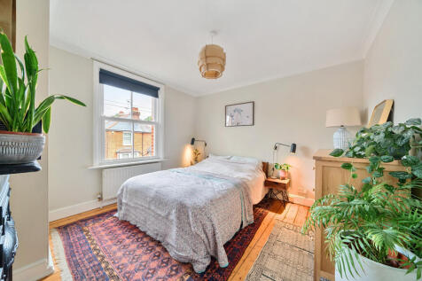 1327578-8-6878cd5...