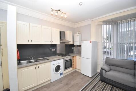 18 Leam Terrace, Leamington Spa photo 3