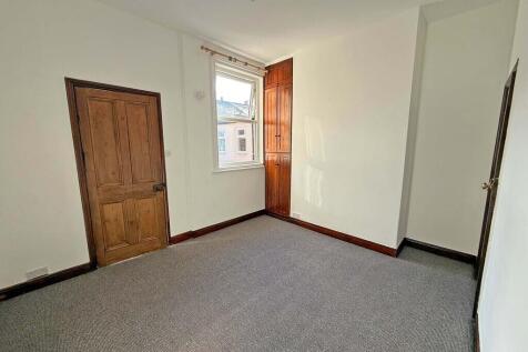 Candler Street, Scarborough photo 3