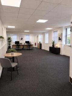 Office to rent Image 9