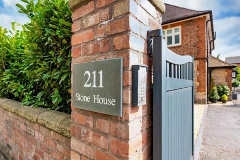 Stone House-externals-07.jpg