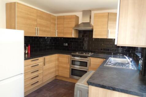 Birkdale Drive, Leeds, West Yorkshire, LS17 photo 5