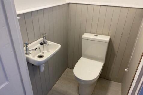 Down stairs wc