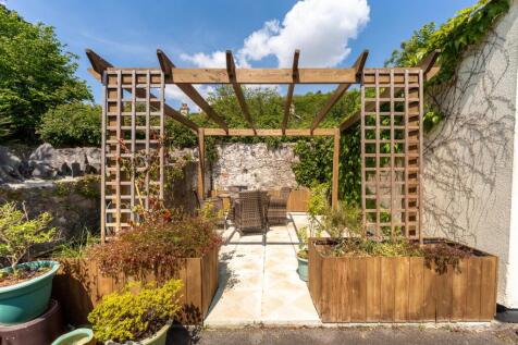 Shared Garden Space.jpg