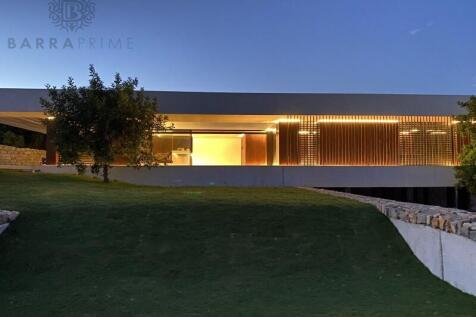 3+1 bedroom villa of contemporary architecture with sea views in Santa Bárbara