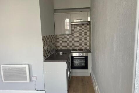 Palmeira Avenue, Westcliff-on-sea, Southend-on-sea photo 2