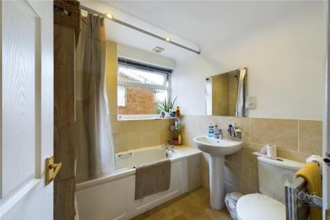 Barley Lane, Northampton, NN2 photo 4