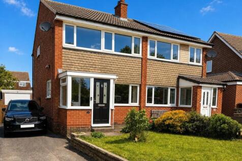 Leeds, LS25 - property photo