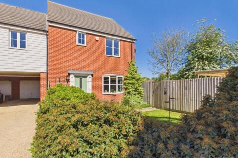 Front of House- Mark Stephens EweMove Newmarket an