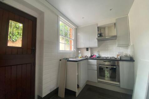 Franklin Cottages, Stanmore, HA7 photo 5