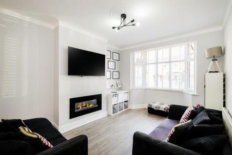 134 Gloucester Road-1.jpg