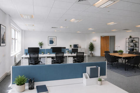 Serviced Office to rent Image 4