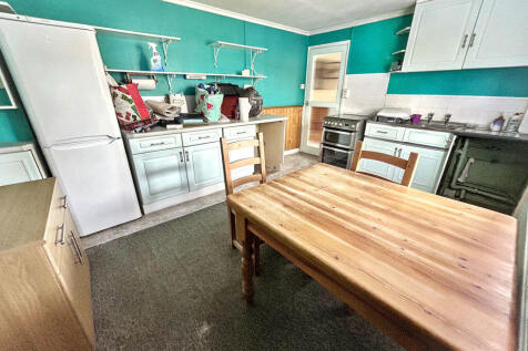 University Crescent, Gorleston photo 4