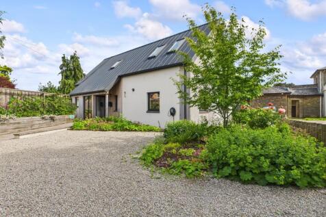 CAM03481G0-PR0103-STILL001