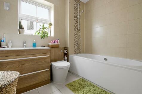 Family Bathroom.jpeg