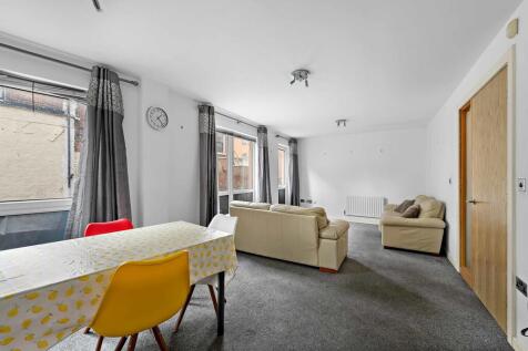 28 Bakers Court, ...