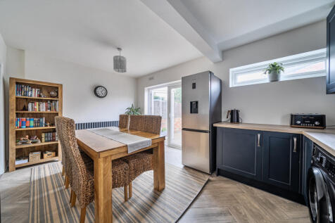 1369070-20-68ed2b...