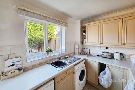 Clover Gardens, Stamford, Lincolnshire, PE9 photo 5