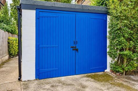 garage.jpeg