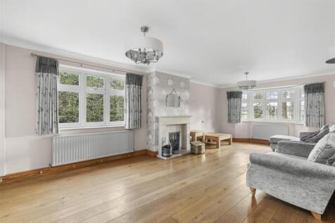 81 Sheepcote Dell Rd, HP15 6TL-12.jpg