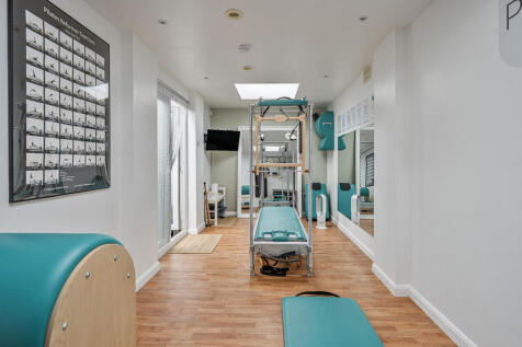 1342802-6-68a73f9...