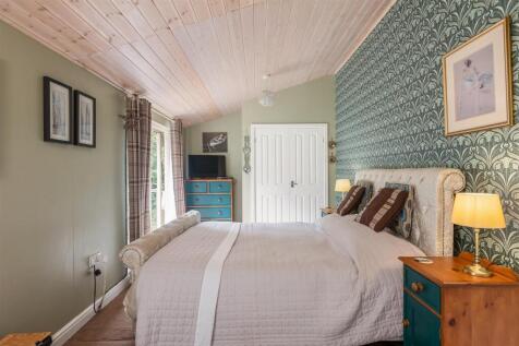 Bulmer Farm Lodges 5 Bedroom 1-3.jpg