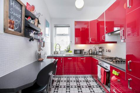 Woodberry Crescent, Muswell Hill Broadway photo 4