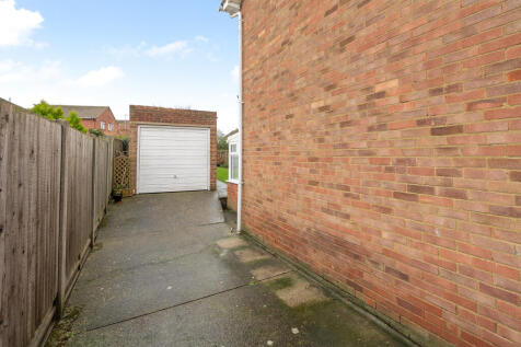 Side Entrance/Garage