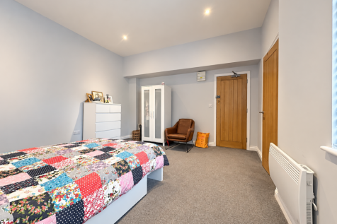 Room 7, The Anstey 116-118, Clarendon Road, Southsea photo 2