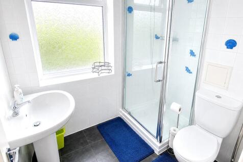En Suite Shower Room
