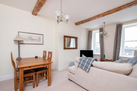 White Hart Mews, High Street, Chipping Norton photo 4